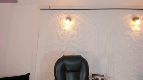 Juanita Clay online show from January 9, 2026, 11:57 am