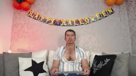 Snapshot of juank_fit45 chatting on October 7, 2025, 2:14 pm Juan k online show from October 7, 2025, 2:14 pm