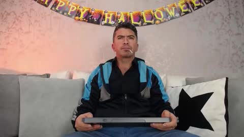 Snapshot of juank_fit45 chatting on October 24, 2025, 1:51 pm Juan k online show from October 24, 2025, 1:51 pm