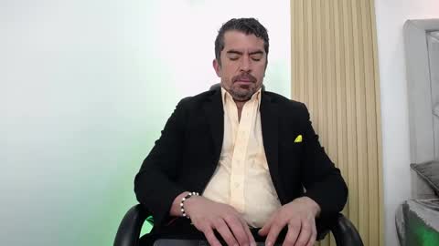 Snapshot of juank_fit45 chatting on May 2, 2026, 1:05 pm Juan k online show from May 2, 2026, 1:05 pm