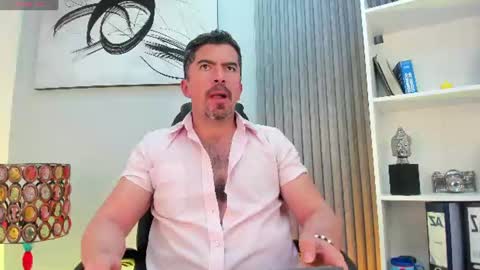 Snapshot of juank_fit45 chatting on July 22, 2026, 4:37 am Juan k online show from July 22, 2026, 4:37 am