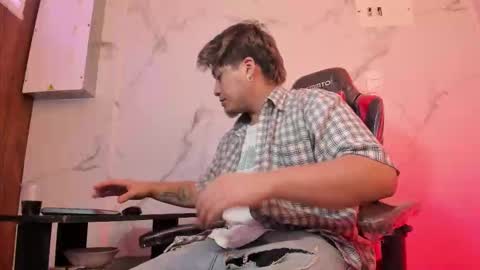 JUAN  online show from March 22, 2026, 6:06 am