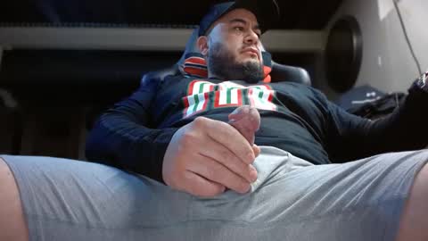 juannezln online show from March 2, 2025, 6:08 pm