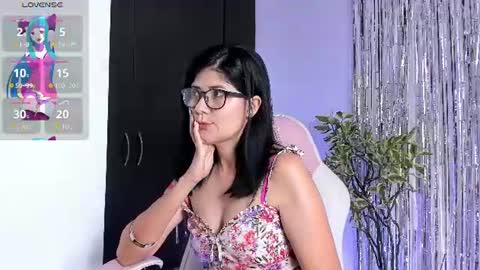 juannita_love online show from July 29, 2026, 3:32 pm