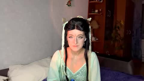 Gera online show from October 25, 2025, 9:20 pm