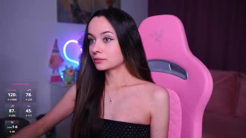 Snapshot of juicy___angel chatting on March 1, 2026, 2:19 pm Angelina online show from March 1, 2026, 2:19 pm