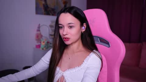 Angelina online show from May 13, 2026, 2:58 pm