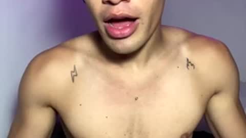 Miguel online show from April 7, 2026, 10:20 pm