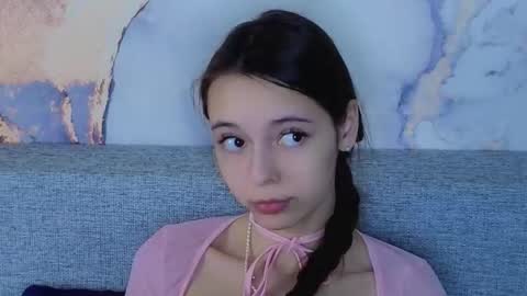 Snapshot of juicy_jaice chatting on October 23, 2025, 7:29 am leyla online show from October 23, 2025, 7:29 am