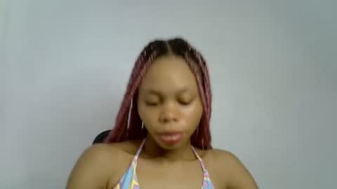 Snapshot of juicy_slut0 chatting on July 6, 2026, 3:47 pm Champaign online show from July 6, 2026, 3:47 pm