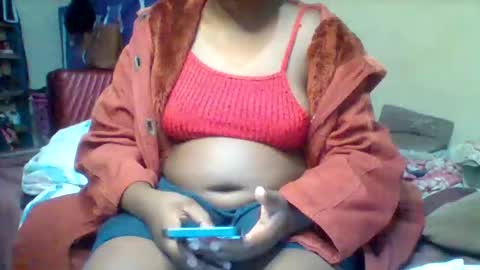 juicyicequeen online show from November 24, 2025, 7:41 am