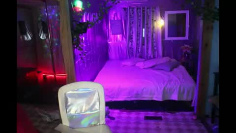 juicyjayxxx69 online show from October 23, 2025, 3:50 am