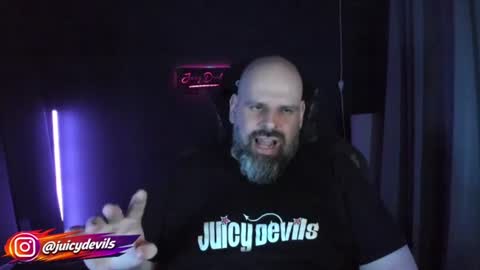 JuicyLounge online show from August 8, 2026, 7:38 pm