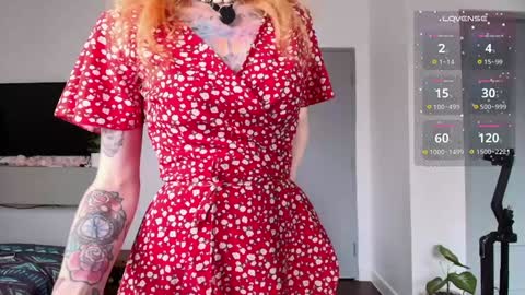 Snapshot of juicyshow chatting on September 18, 2025, 2:02 am Hiya Im your sweet Lia online show from September 18, 2025, 2:02 am