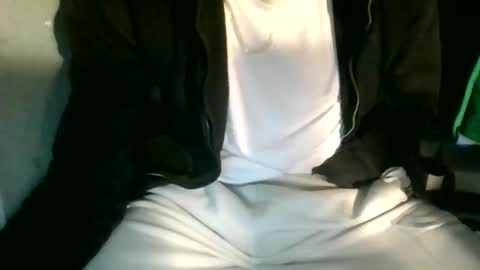 Snapshot of juju78juju chatting on February 20, 2025, 9:42 pm juju78juju online show from February 20, 2025, 9:42 pm