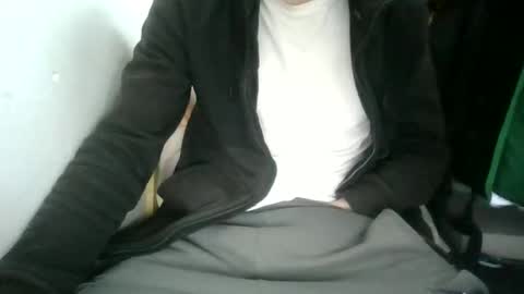 Snapshot of juju78juju chatting on February 25, 2025, 1:06 pm juju78juju online show from February 25, 2025, 1:06 pm