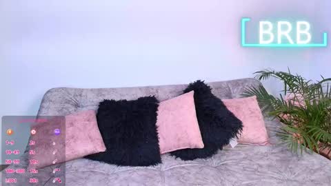 Jules and Gia online show from March 22, 2026, 4:32 pm