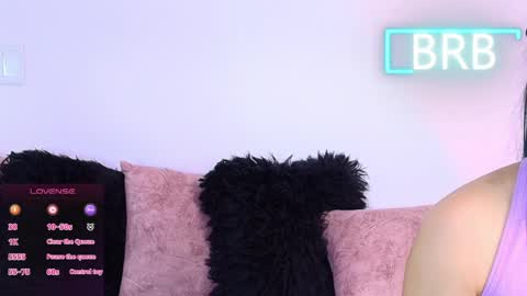 Jules and Gia online show from May 18, 2026, 1:17 pm