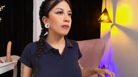 Snapshot of julescornett chatting on January 21, 2025, 11:24 pm Julees online show from January 21, 2025, 11:24 pm