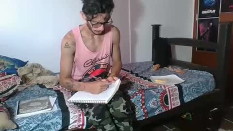 Snapshot of julfigo chatting on December 5, 2024, 11:38 am Julfigo online show from December 5, 2024, 11:38 am