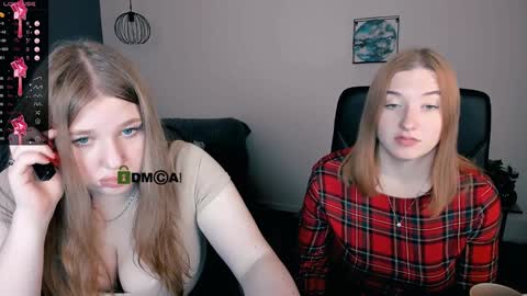 Snapshot of juli_kisss chatting on December 7, 2024, 2:20 am juli kisss online show from December 7, 2024, 2:20 am