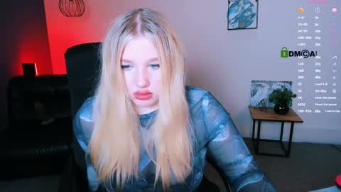 Snapshot of juli_kisss chatting on December 30, 2024, 4:42 am juli kisss online show from December 30, 2024, 4:42 am