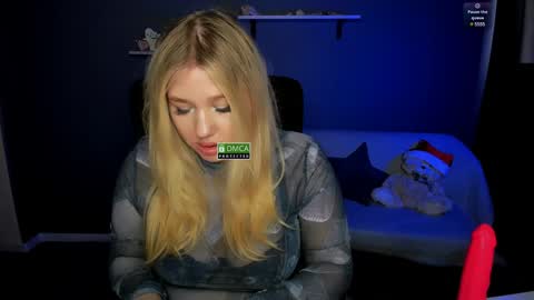 Snapshot of juli_kisss chatting on February 6, 2025, 12:37 pm juli kisss online show from February 6, 2025, 12:37 pm