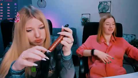 Snapshot of juli_kisss chatting on February 14, 2025, 4:47 am juli kisss online show from February 14, 2025, 4:47 am