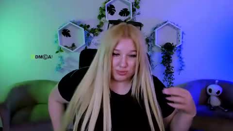 juli kisss online show from July 1, 2026, 11:04 pm