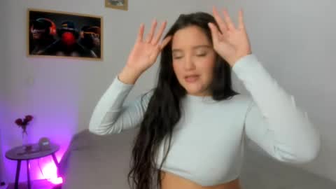 Snapshot of juli_santos_22 chatting on July 30, 2026, 1:43 pm juli_santos_22 online show from July 30, 2026, 1:43 pm