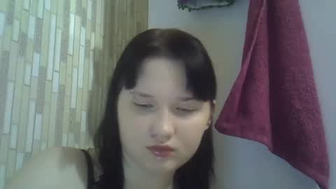 julia1605 online show from February 28, 2026, 9:38 pm