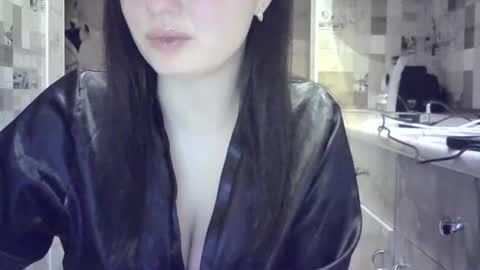 Snapshot of julia69009 chatting on February 7, 2025, 12:20 am julia69009 online show from February 7, 2025, 12:20 am