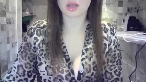 julia69009 online show from October 9, 2025, 11:14 pm