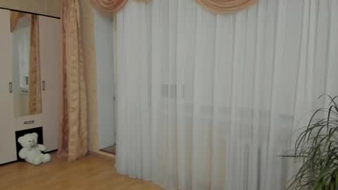 Snapshot of julia__cherry_ chatting on March 1, 2025, 4:54 pm julia__cherry_ online show from March 1, 2025, 4:54 pm