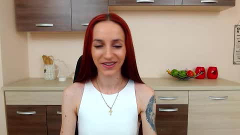 JuliaJae online show from September 28, 2025, 4:29 am