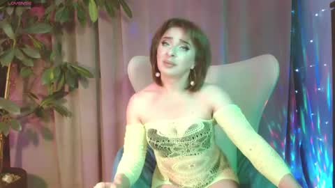 Snapshot of julia_renard chatting on October 12, 2025, 5:39 am Julia online show from October 12, 2025, 5:39 am