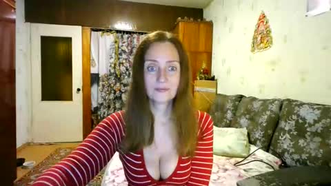 juliaa_foxi online show from January 7, 2026, 6:10 pm