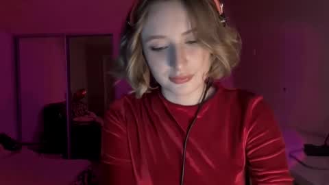 Kate online show from February 21, 2026, 7:37 pm