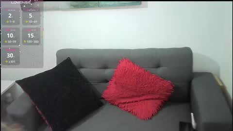 JuliaMack online show from September 30, 2025, 2:05 am