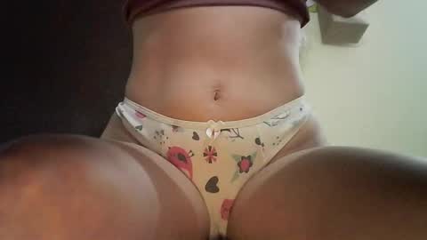 JuliaMack online show from October 15, 2025, 2:01 am