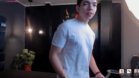 JULIAN  online show from February 5, 2026, 11:15 am