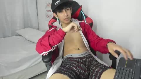 Julian online show from March 31, 2026, 7:36 pm