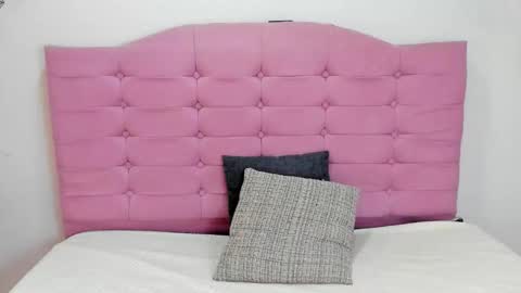 Juliana online show from November 26, 2025, 3:24 pm