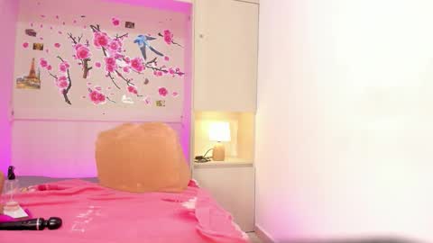 julianablaze online show from November 23, 2025, 8:25 am