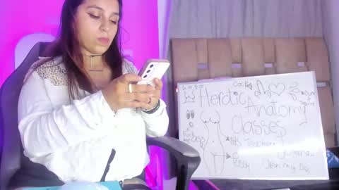 Snapshot of julianacarter chatting on October 6, 2025, 10:07 pm JulianaCarter online show from October 6, 2025, 10:07 pm