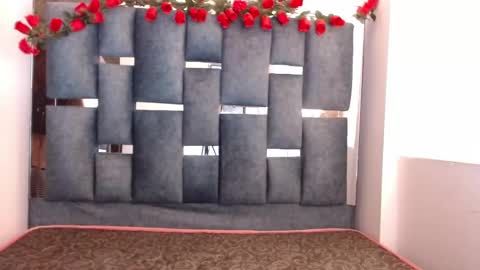 Snapshot of julianacarter chatting on October 7, 2025, 5:54 pm JulianaCarter online show from October 7, 2025, 5:54 pm