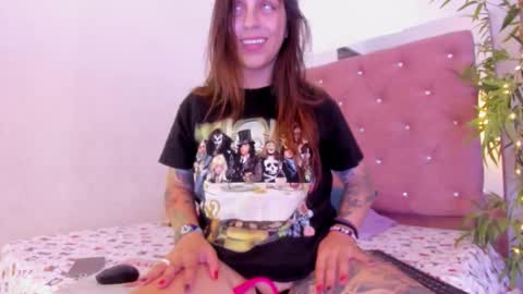 JulianaCarter online show from March 6, 2026, 7:32 pm