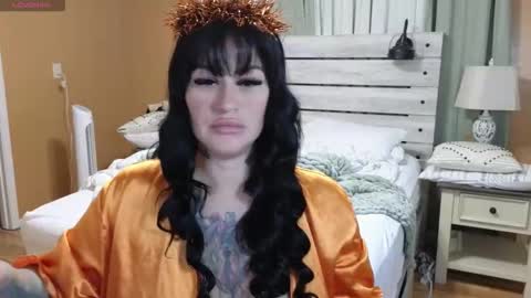 Snapshot of julianaxxxrose chatting on October 16, 2025, 1:56 pm Texas Mamasita online show from October 16, 2025, 1:56 pm