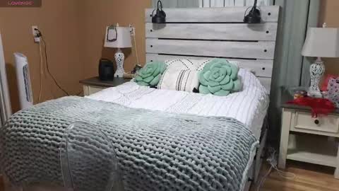 Snapshot of julianaxxxrose chatting on November 6, 2025, 3:18 am Texas Mamasita online show from November 6, 2025, 3:18 am