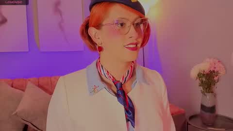 Juliana online show from October 13, 2025, 3:28 am